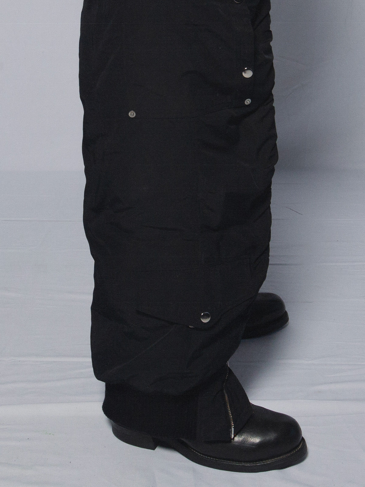 A-11B PARACHUTE TRACK PANT