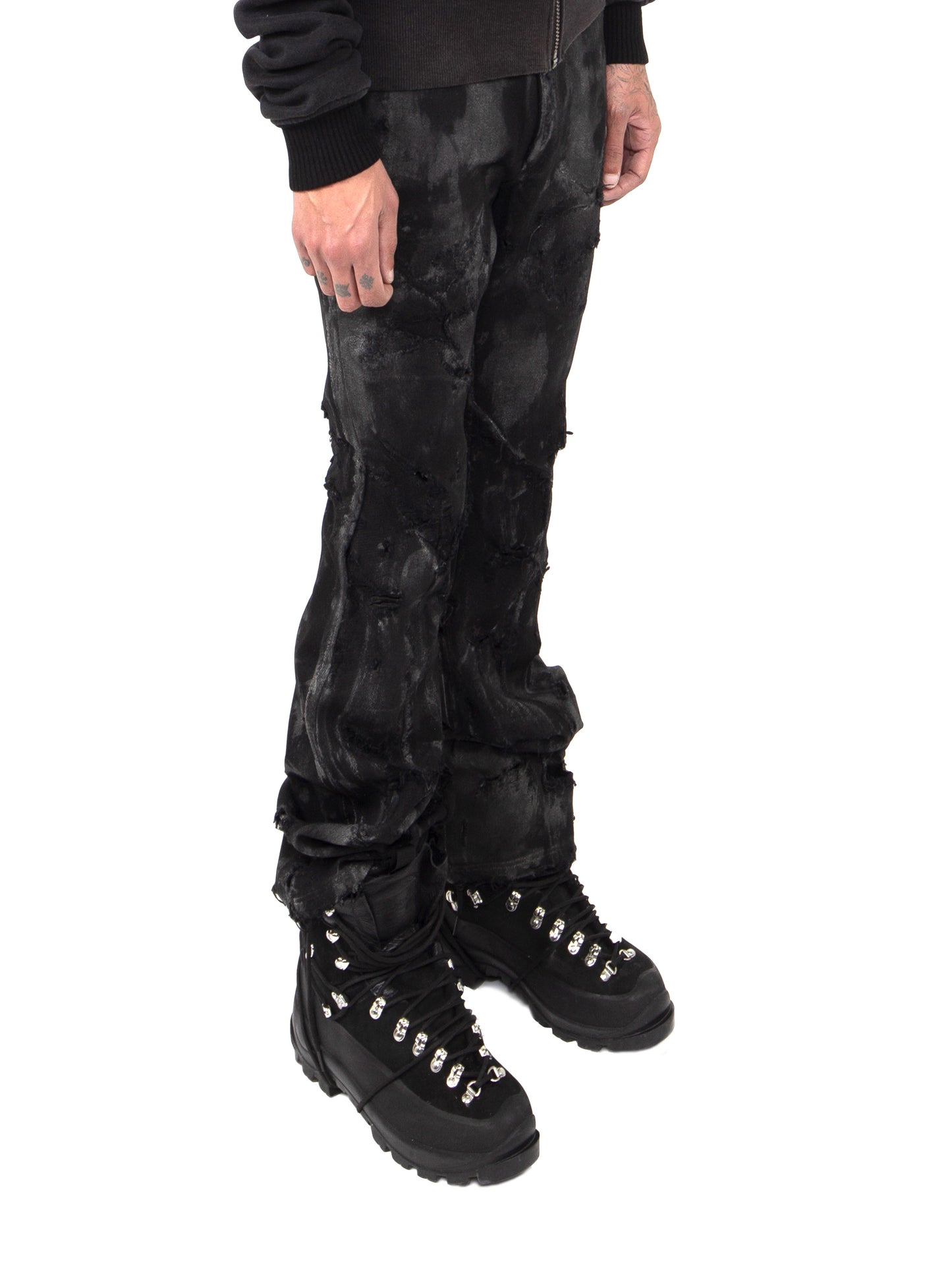 BLACK FLARED WAXED DENIM