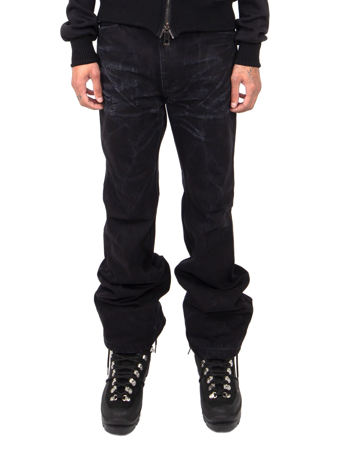 PERFECT FLARED BLACK DENIM