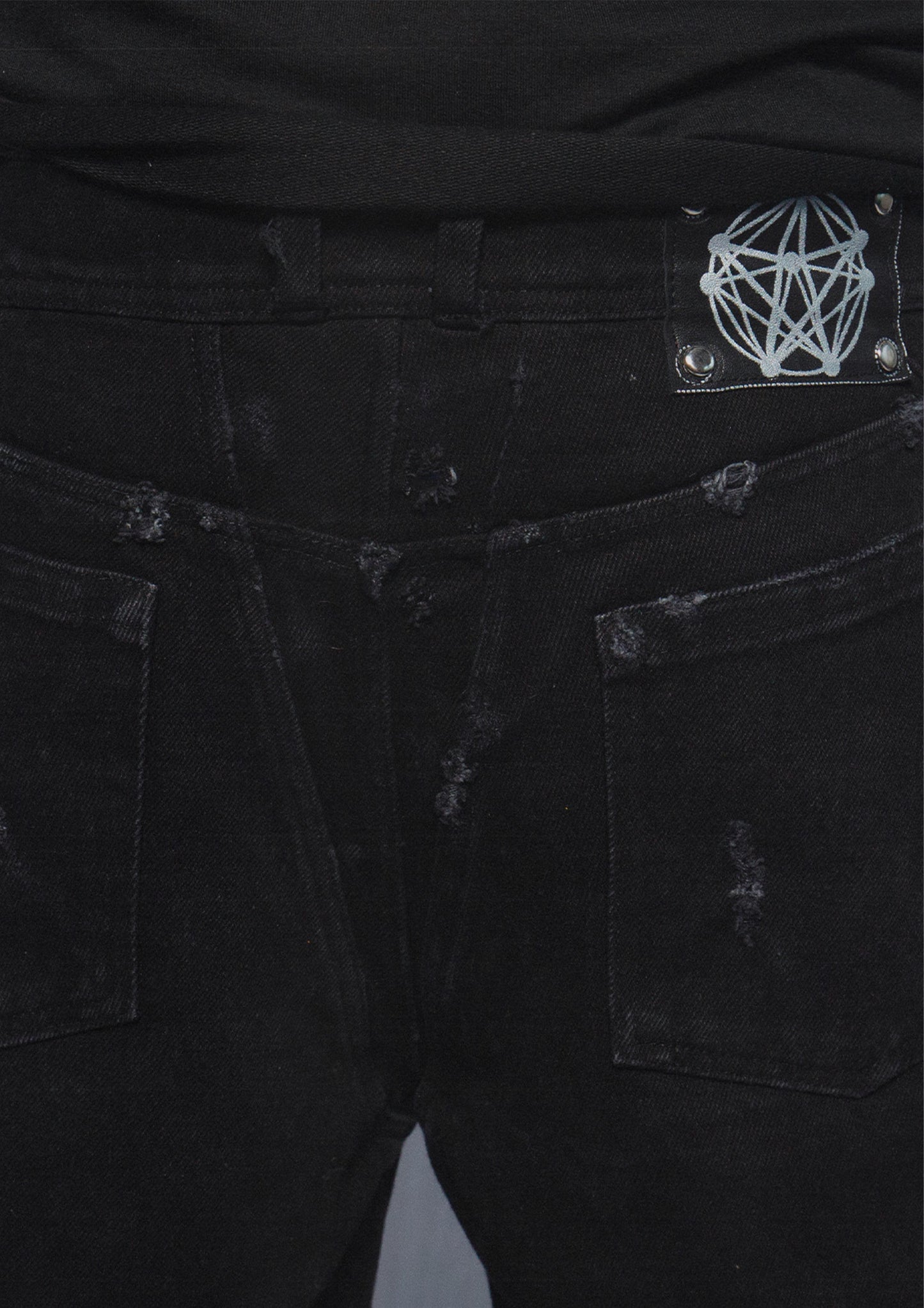 BLACK DENIM SHORT