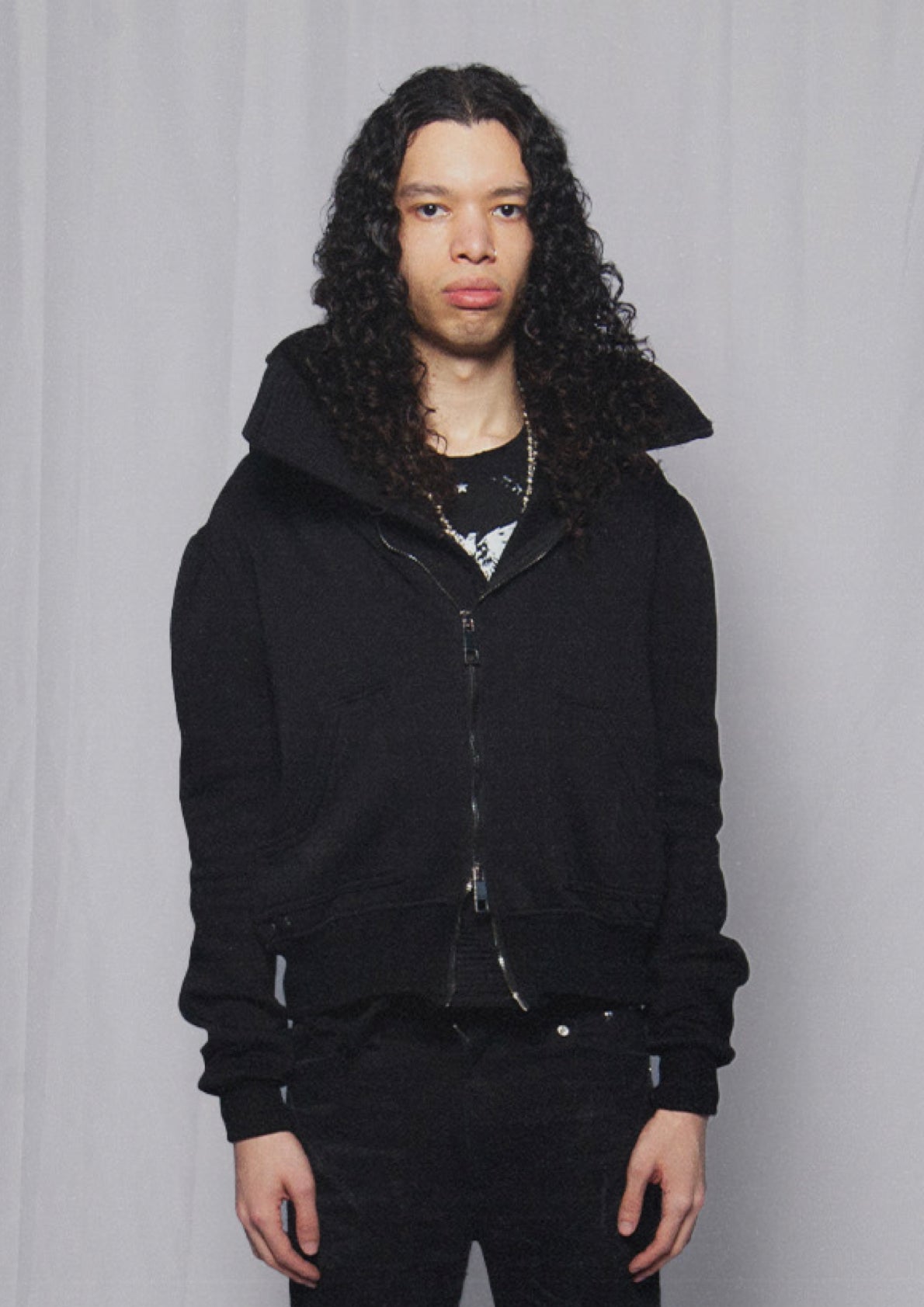 N2B HOODIE